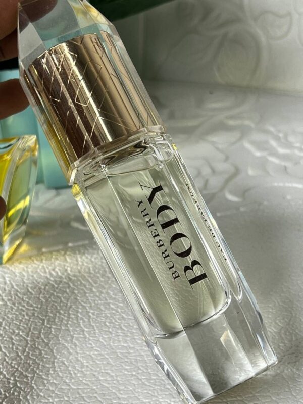 Mini unboxed - 35ml Burberry body edp