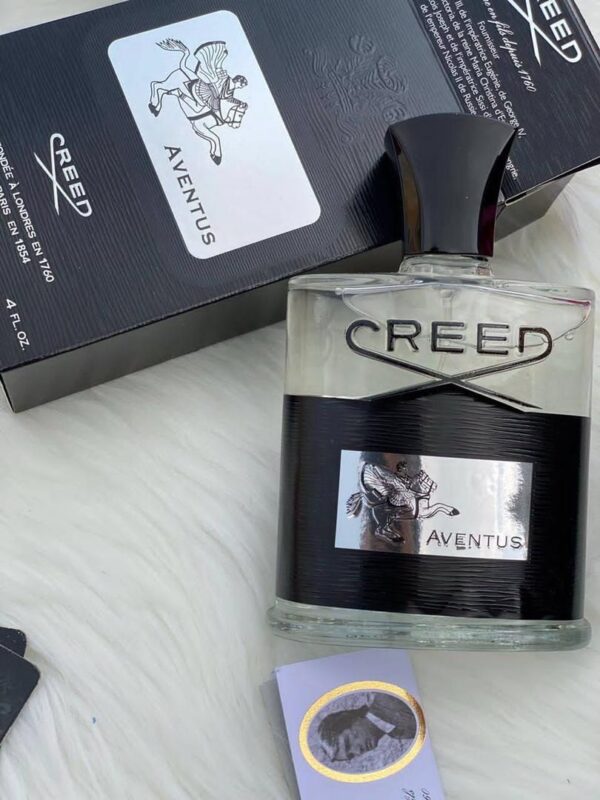 Dubai copy perfume - Creed Aventus