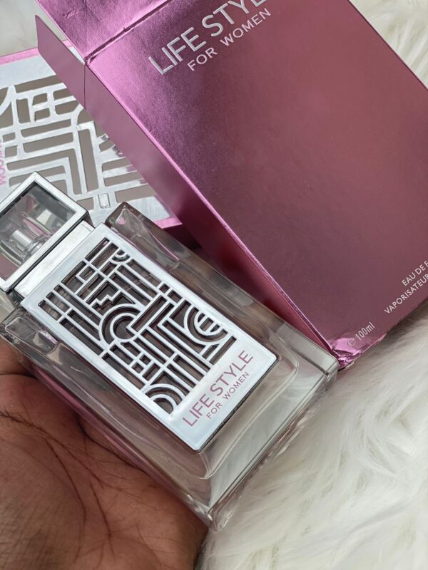 Lifestyle perfume for women