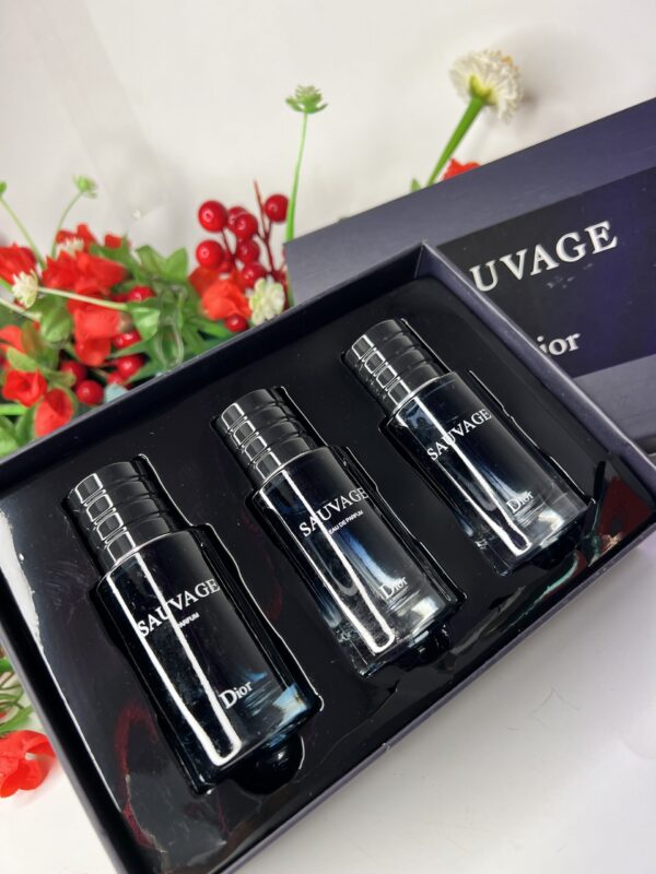 Sauvage 3 in one Dubai copy perfume set