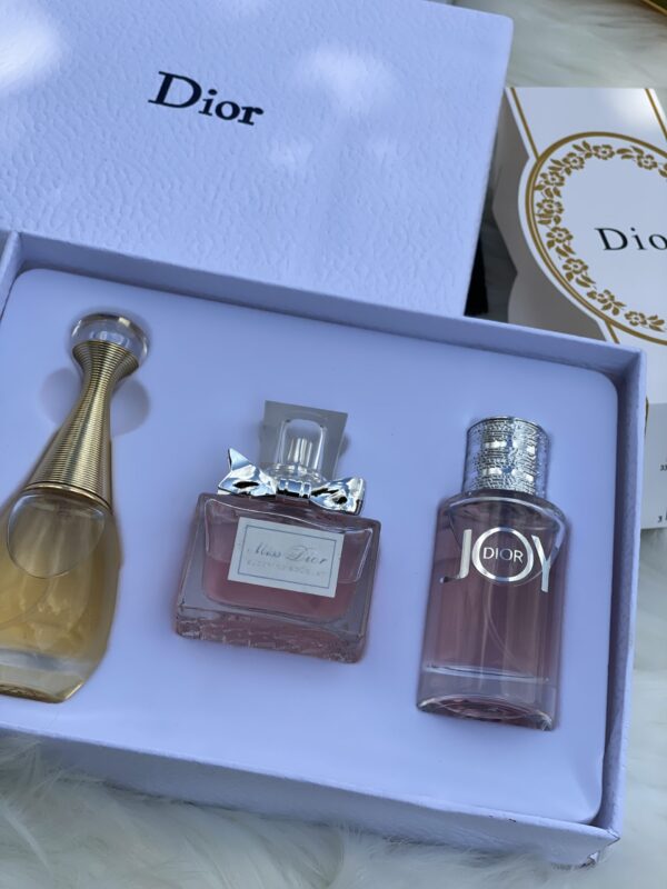 Dior 3 in one Dubai copy perfume set