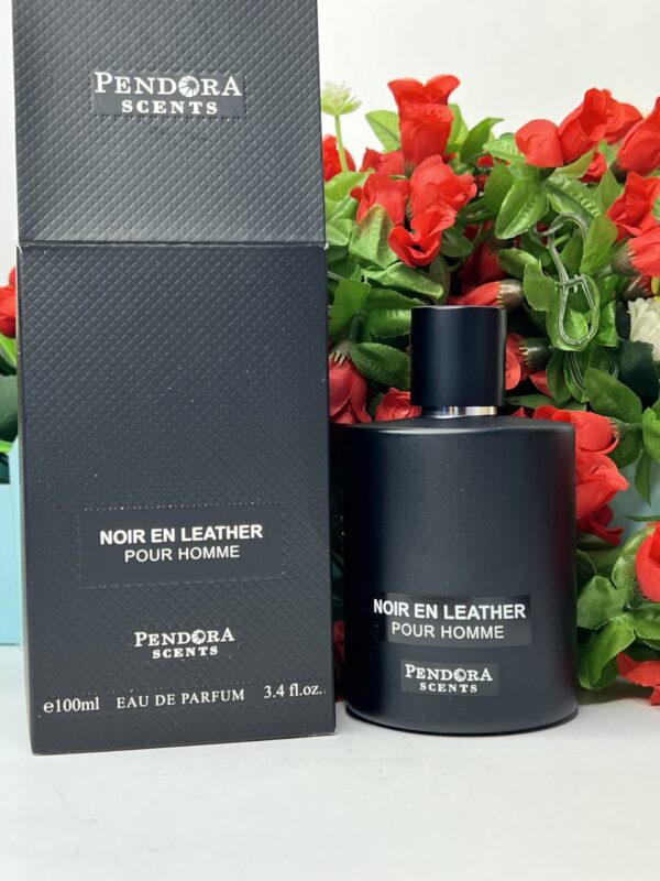 Noir en leather by Pendora - Image 2