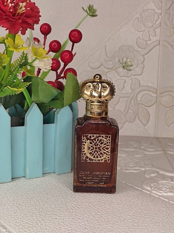 Unboxed - 50ml woody leather Clive Christian