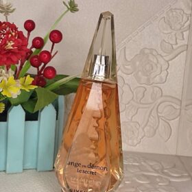 Unboxed - Angel ou demon let secret Givenchy EDP