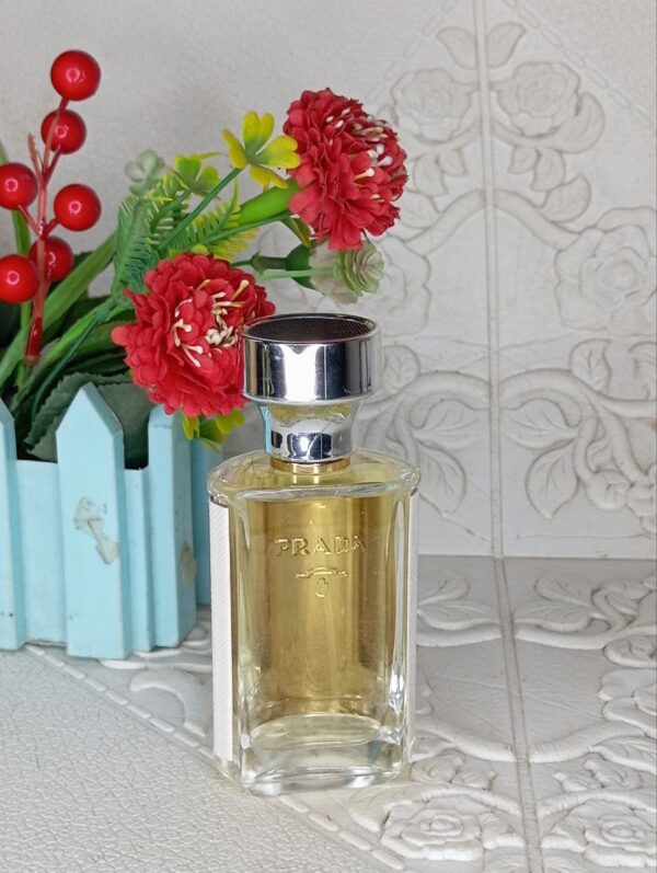 Mini unboxed - 50ml LA femme Prada EDP